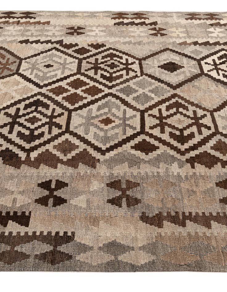 Detail image of 6' 9 x 9' 8 Hand Woven Kilim Maymana Wool Rug