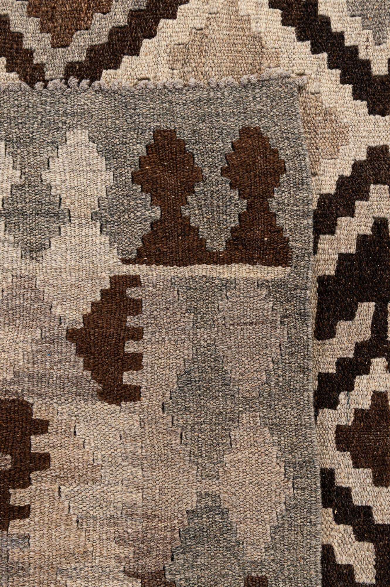 6' 9 x 9' 8 Hand Woven Kilim Maymana Wool Rug