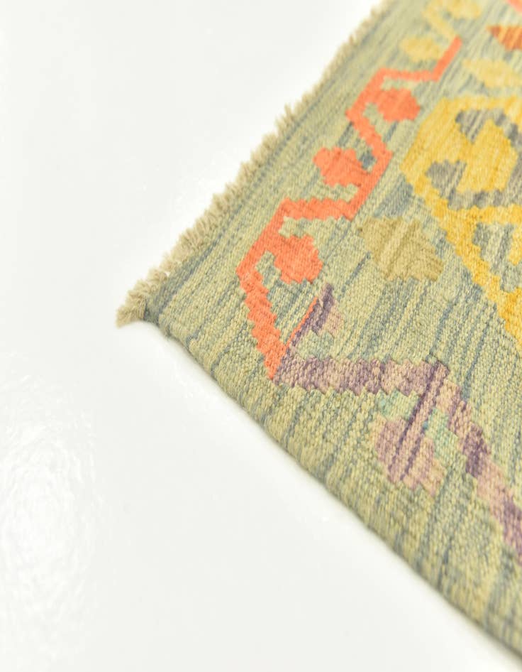 Detail image of 2' 10 x 4' 2 Hand Woven Kilim Maymana Wool Rug