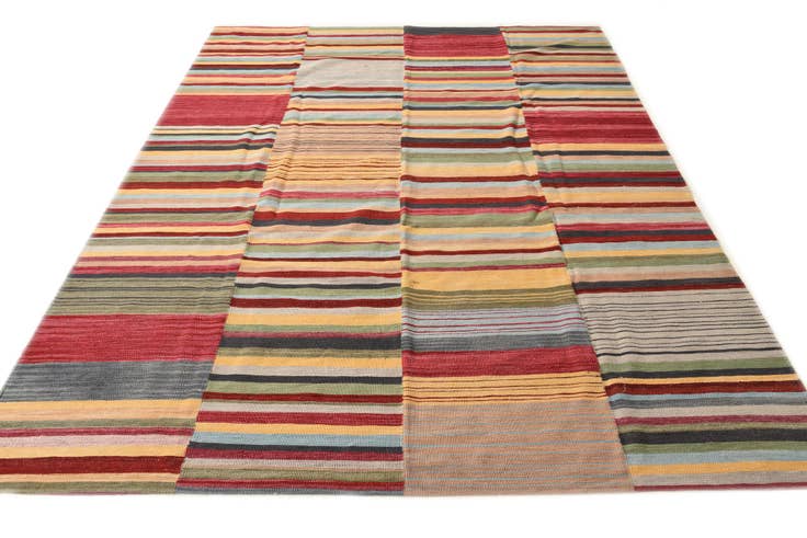 Detail image of 7' 1 x 9' 6 Hand Woven Kilim Modern Wool Rug