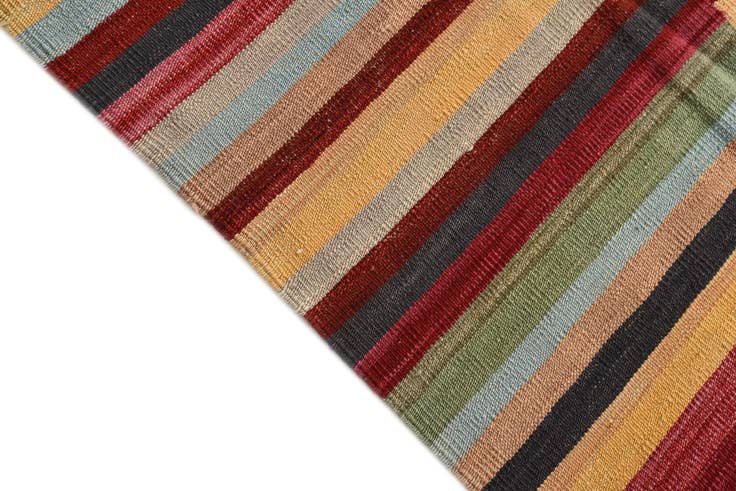 Detail image of 7' 1 x 9' 6 Hand Woven Kilim Modern Wool Rug