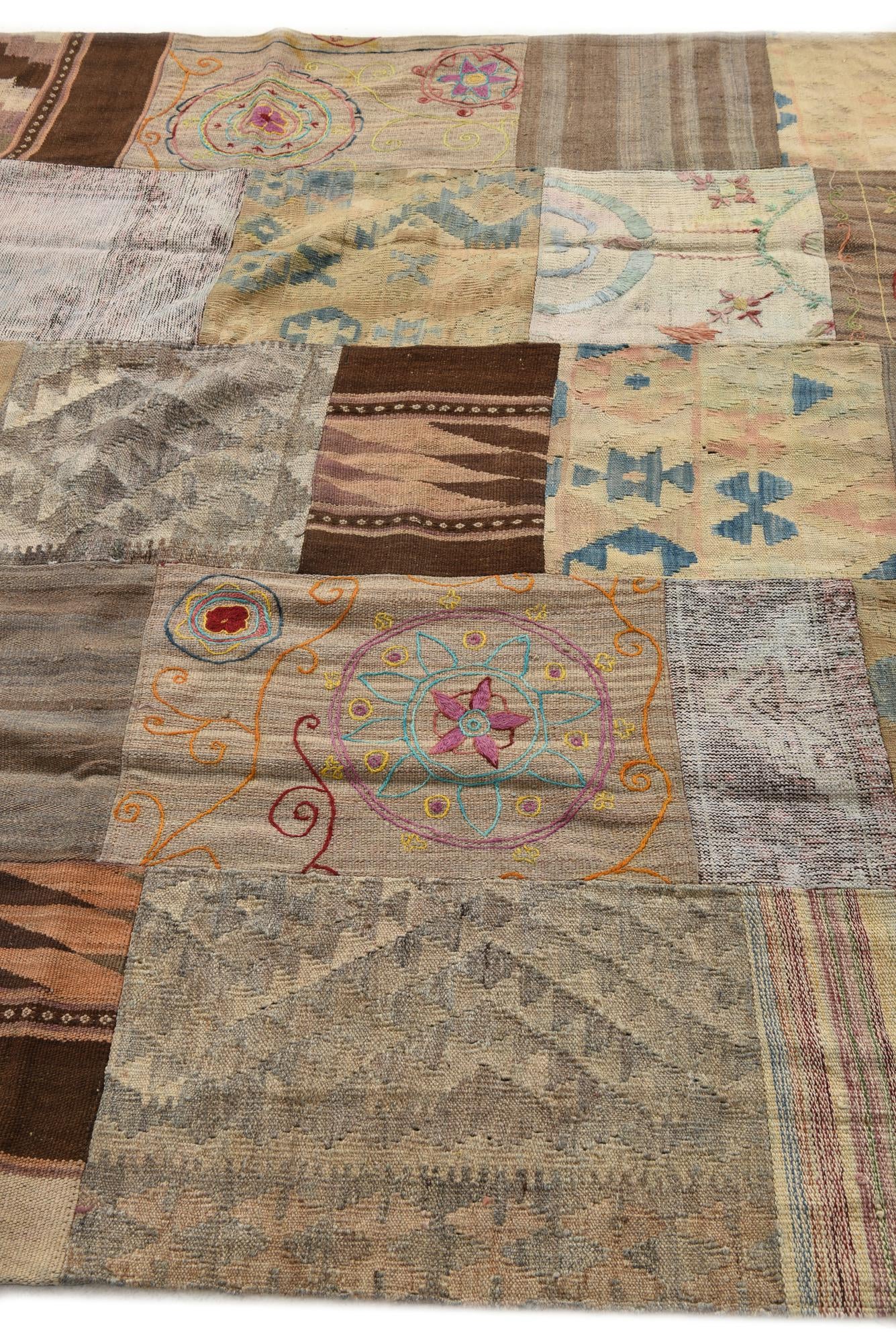 6' x 7' 8 Hand Woven Kilim Patchwork Wool Rug