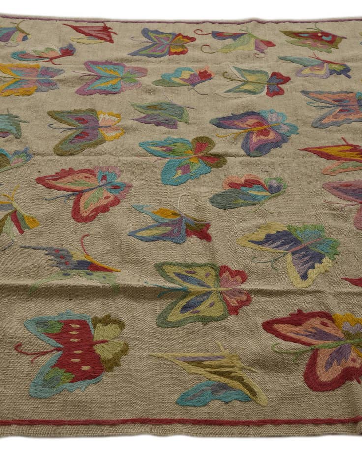 Detail image of 5' 4 x 7' 7  Hand Woven Kilim Suzani Wool Rug