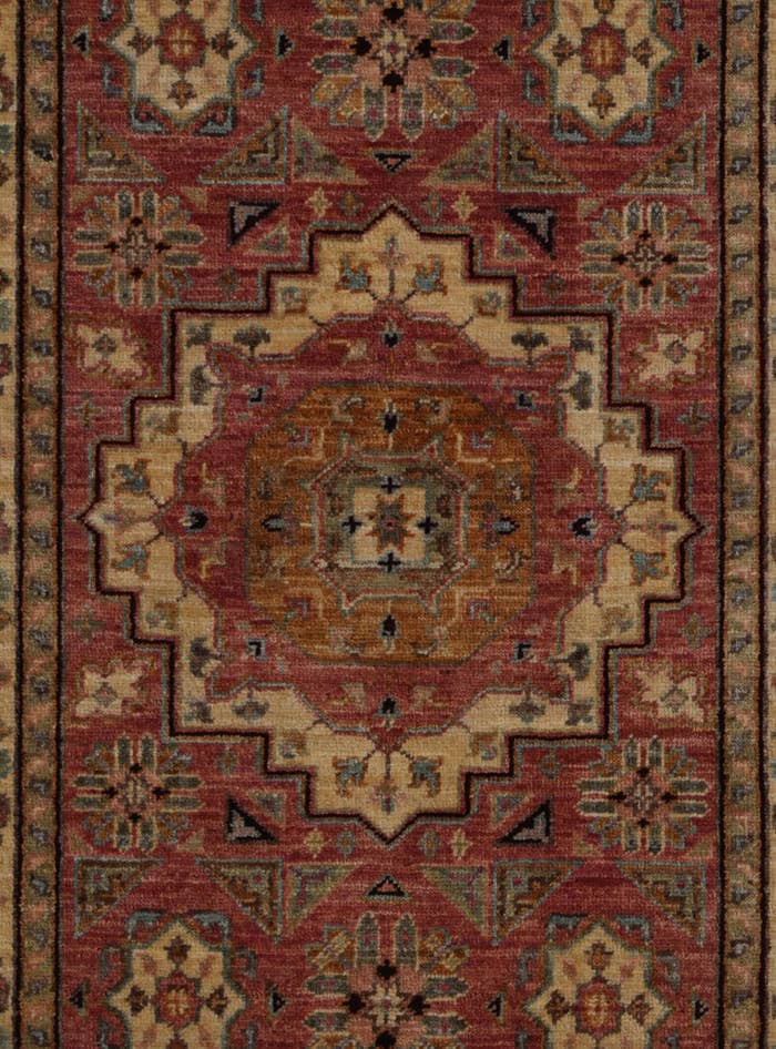 Detail image of 2' 7 x 3' 11 Hand Knotted Mamluk Ziegler Rug