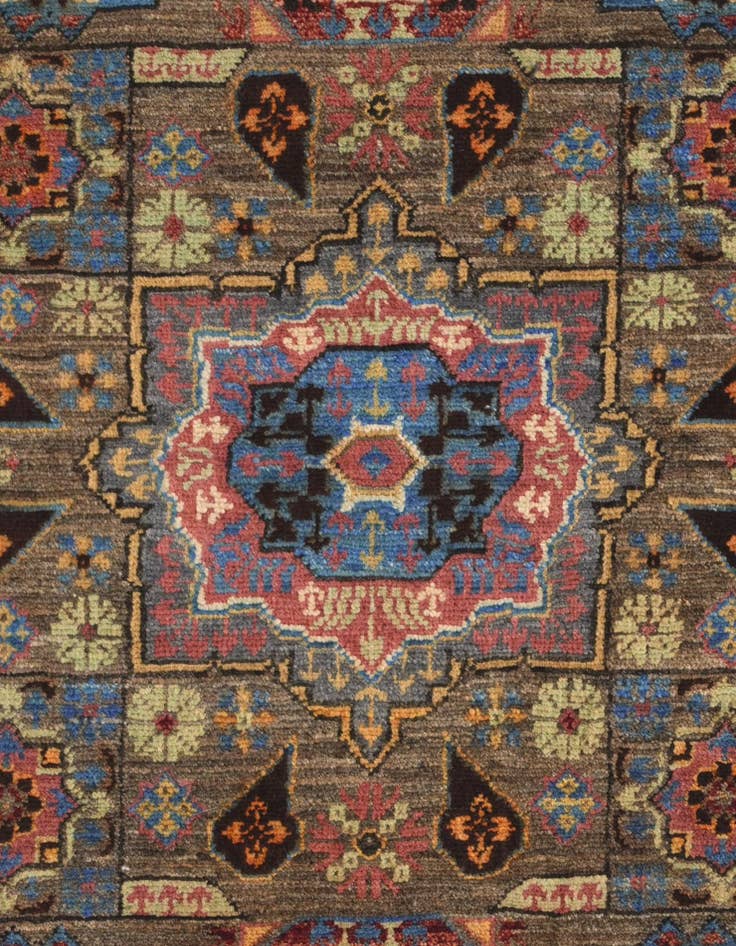 Detail image of 2' x 3' Hand Knotted Mamluk Ziegler Rug