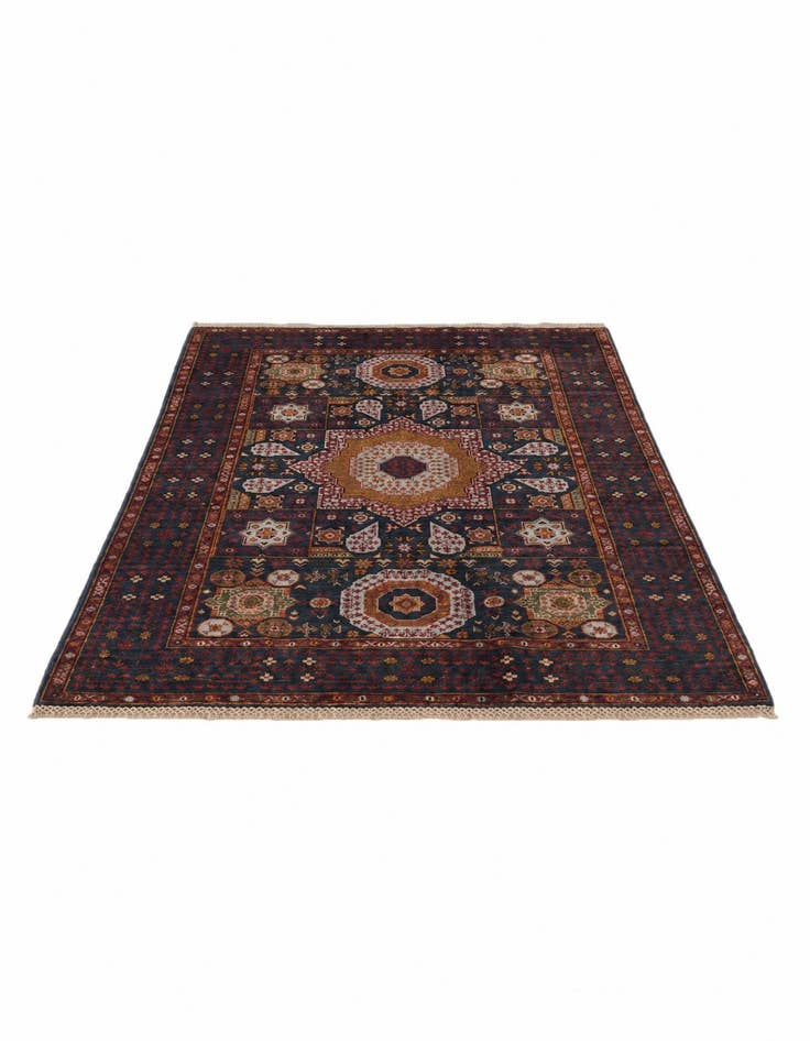 Detail image of 3' 11 x 5' 10 Hand Knotted Mamluk Ziegler Rug