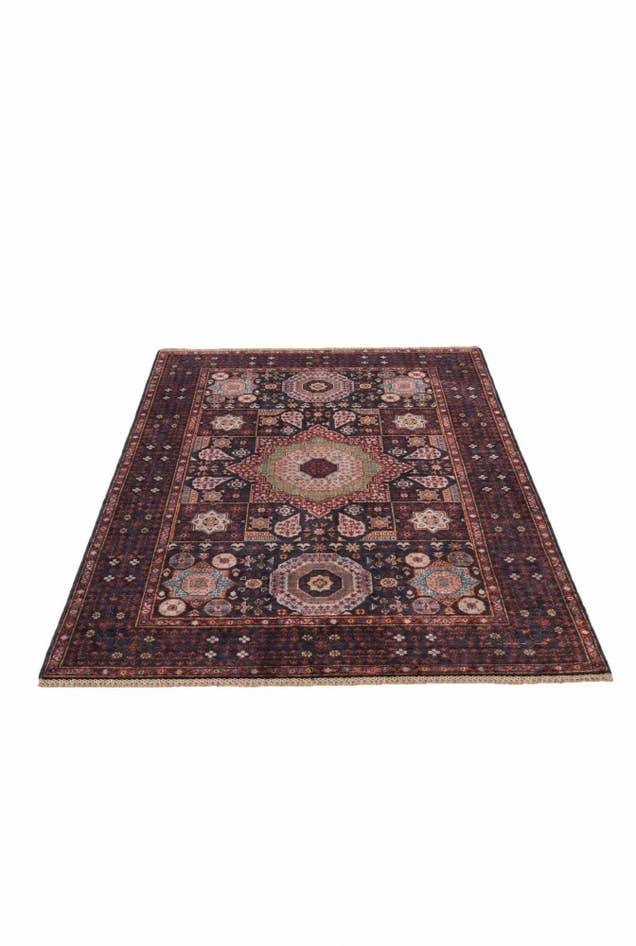 Detail image of 4' 2 x 5' 10 Hand Knotted Mamluk Ziegler Rug