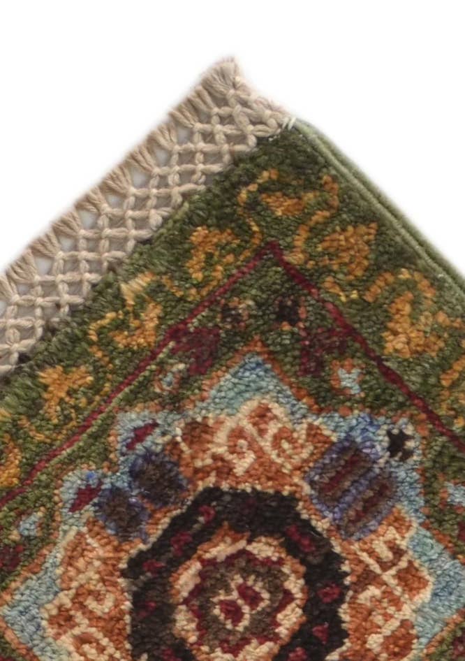Detail image of 2' x 2' 11 Hand Knotted Mamluk Ziegler Rug