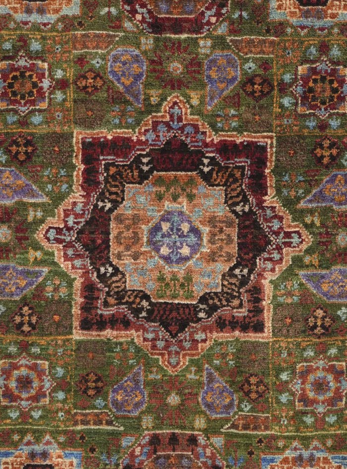 Detail image of 2' x 2' 11 Hand Knotted Mamluk Ziegler Rug