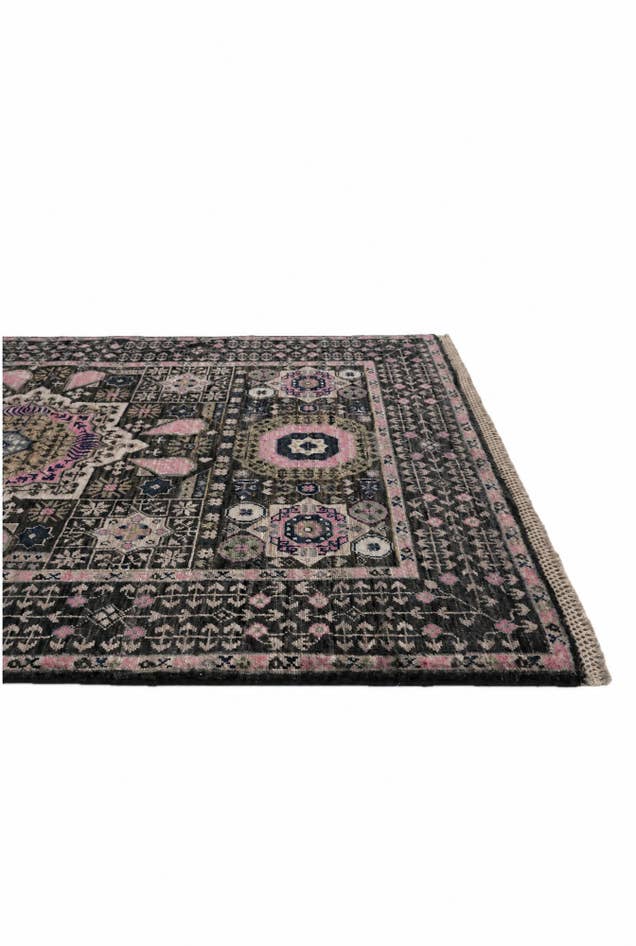 Detail image of 3' 5 x 4' 11 Hand Knotted Mamluk Ziegler Rug