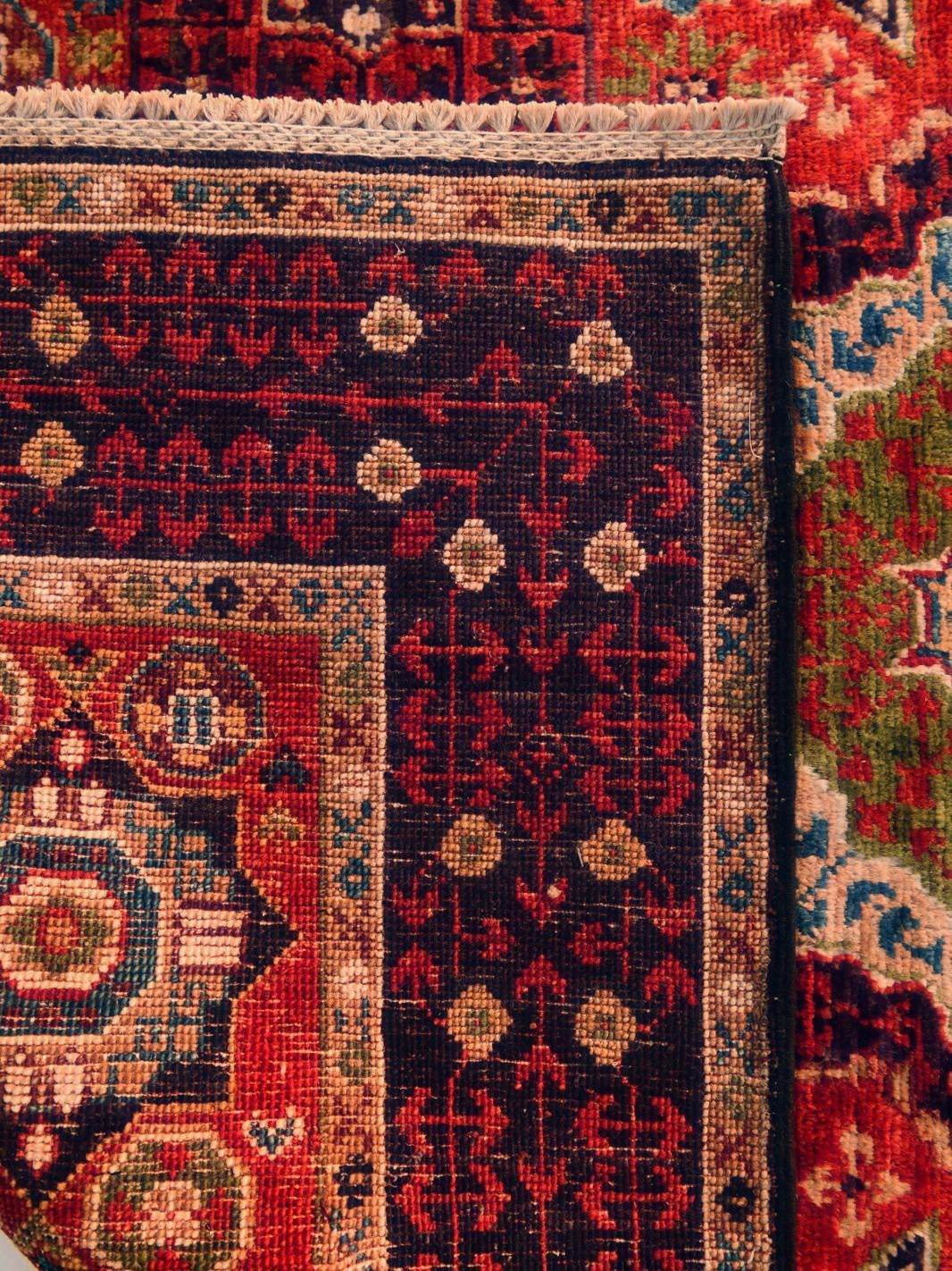 105cm x 160cm Hand Knotted Mamluk Ziegler Rug