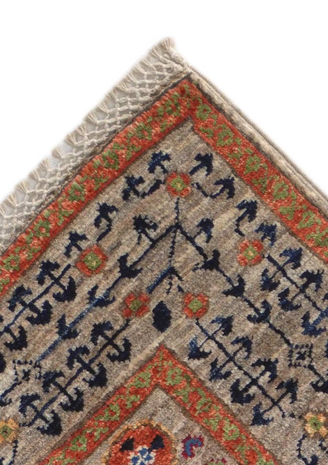 Detail image of 3' 4 x 4' 9 Hand Knotted Mamluk Ziegler Rug