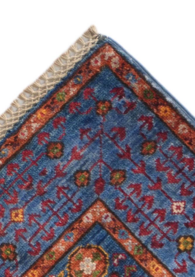Detail image of 3' 5 x 4' 11 Hand Knotted Mamluk Ziegler Rug