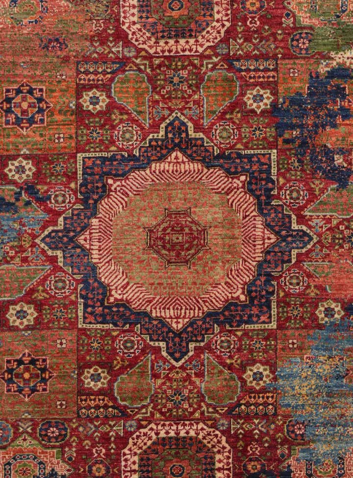 5' 2 x 6' 7 Hand Knotted Mamluk Ziegler Rug