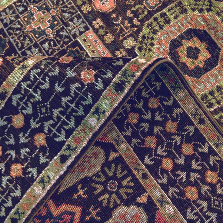 Detail image of 3' 4 x 5' Hand Knotted Mamluk Ziegler Rug
