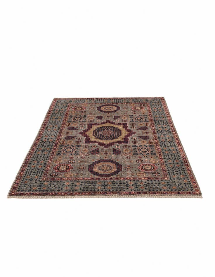Detail image of 4' 1 x 6' Hand Knotted Mamluk Ziegler Rug