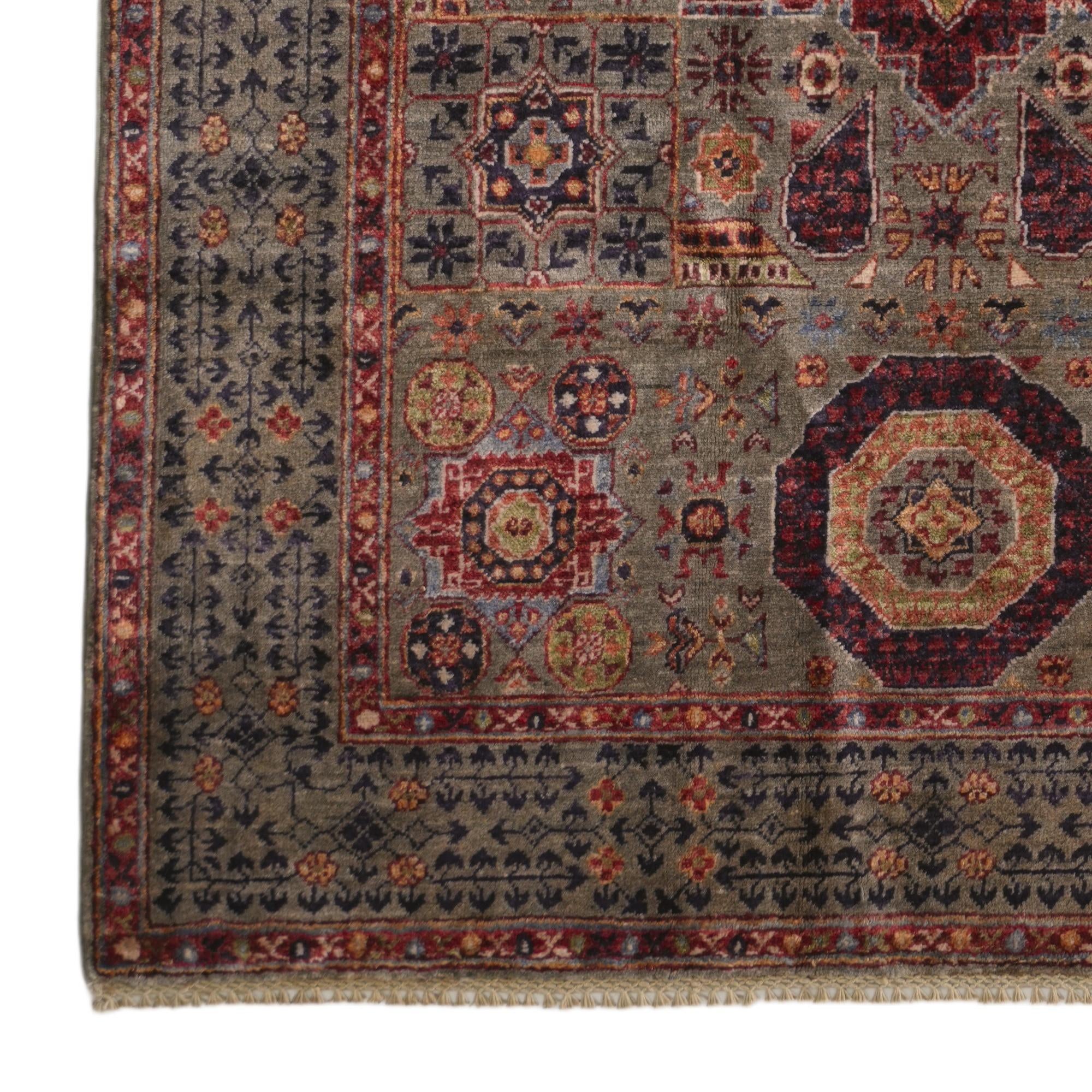 4' 1 x 6' Hand Knotted Mamluk Ziegler Rug
