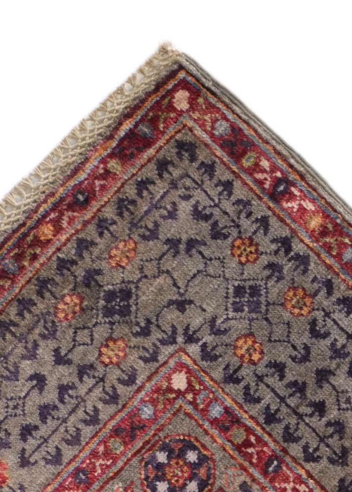 4' 1 x 6' Hand Knotted Mamluk Ziegler Rug