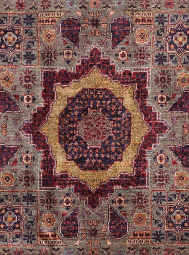4' 1 x 6' Hand Knotted Mamluk Ziegler Rug