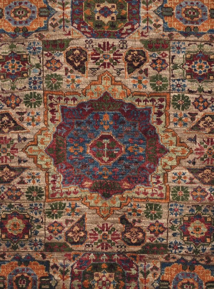 Detail image of 2' x 2' 10 Hand Knotted Mamluk Ziegler Rug