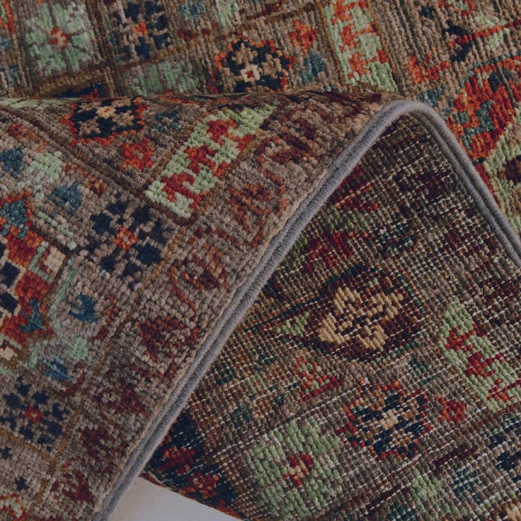 Detail image of 2' x 3' Hand Knotted Mamluk Ziegler Rug