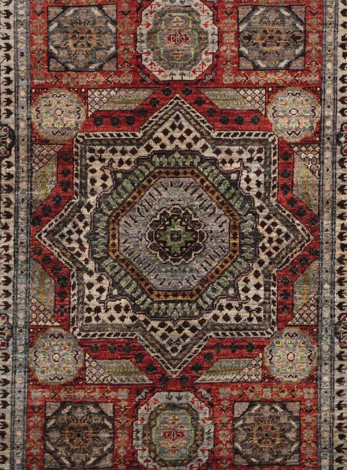 Detail image of 3' 5 x 4' 10 Hand Knotted Mamluk Ziegler Rug