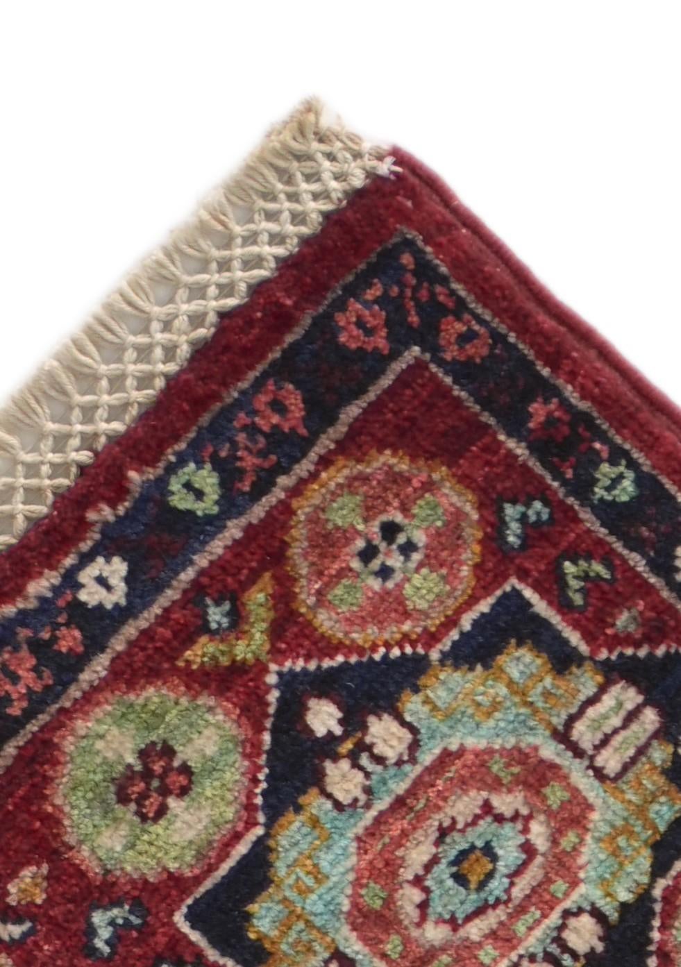 2' 6 x 4' Hand Knotted Mamluk Ziegler Rug