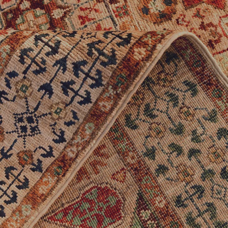 Detail image of 3' 3 x 5' 1 Hand Knotted Mamluk Ziegler Rug
