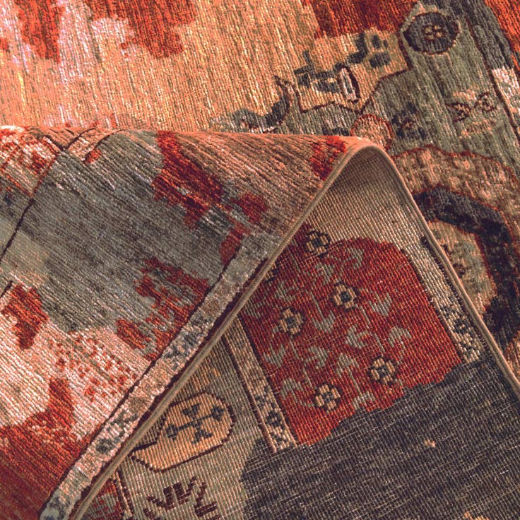 Detail image of 3' 3 x 4' 10 Hand Knotted Mamluk Ziegler Rug