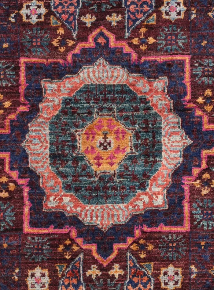 Detail image of 3' 5 x 5' Hand Knotted Mamluk Ziegler Rug