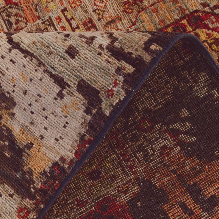 Detail image of 3' 5 x 4' 10 Hand Knotted Mamluk Ziegler Rug