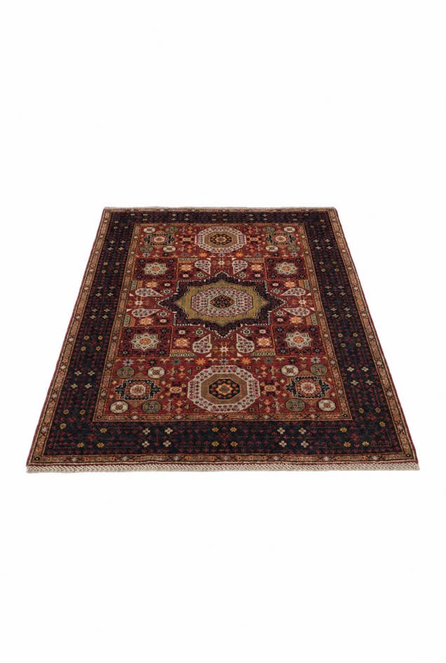 Detail image of 4' 2 x 6' Hand Knotted Mamluk Ziegler Rug