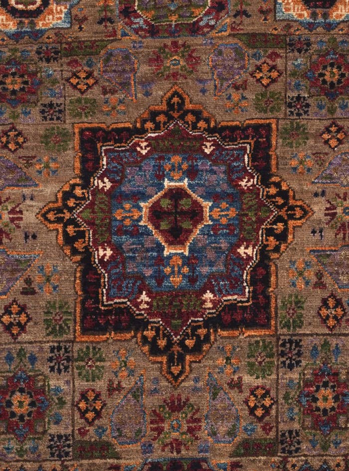 Detail image of 2' x 3' 1 Hand Knotted Mamluk Ziegler Rug