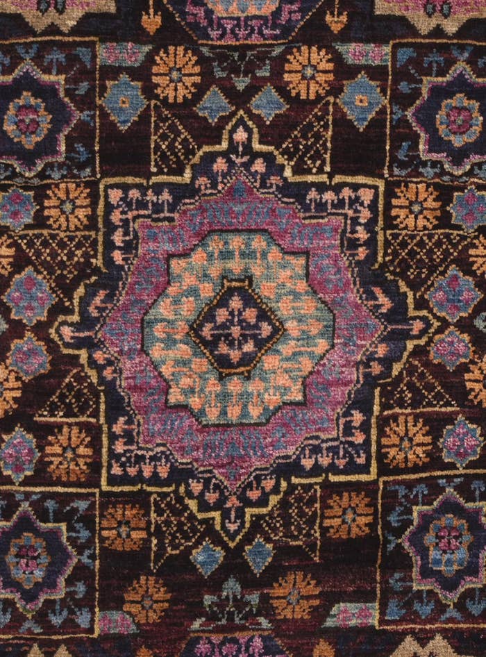 Detail image of 2' x 3' 2 Hand Knotted Mamluk Ziegler Rug