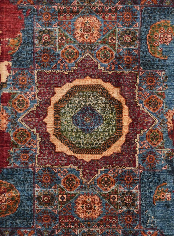 Detail image of 8' 4 x 11' 5 Hand Knotted Mamluk Ziegler Rug