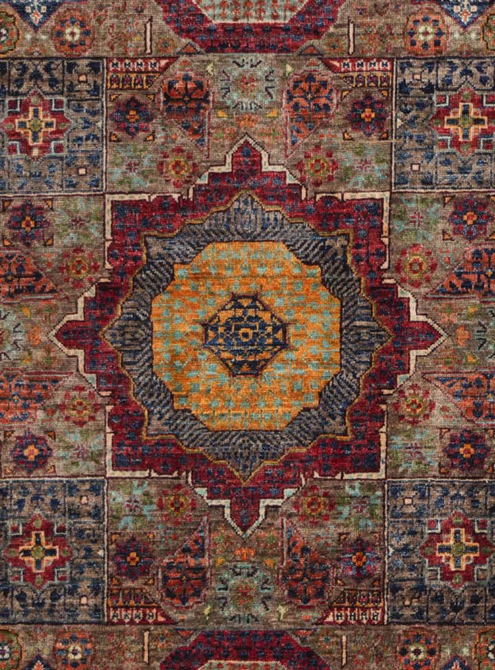 4' 1 x 6' Hand Knotted Mamluk Ziegler Rug