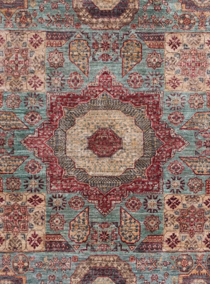 Detail image of 5' 1 x 6' 9 Hand Knotted Mamluk Ziegler Rug