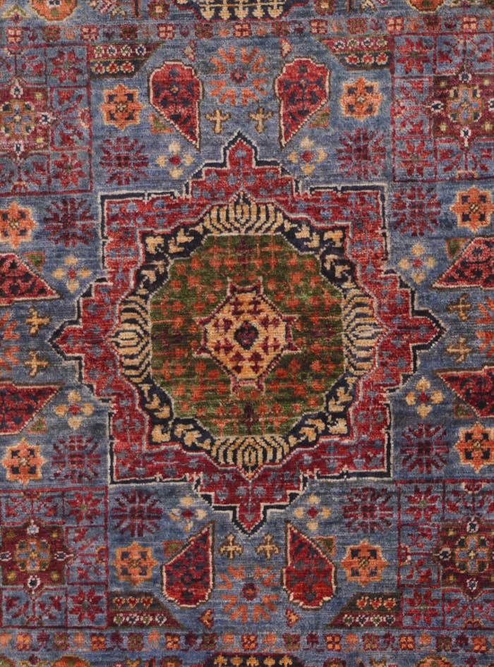 Detail image of 3' 4 x 4' 11 Hand Knotted Mamluk Ziegler Rug