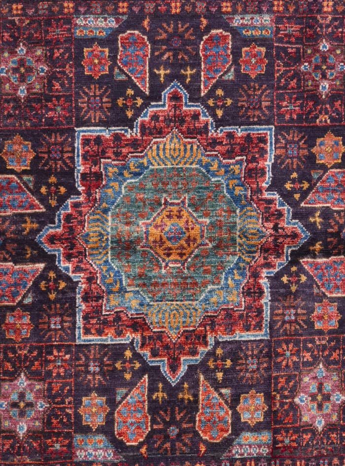 Detail image of 3' 3 x 5' Hand Knotted Mamluk Ziegler Rug