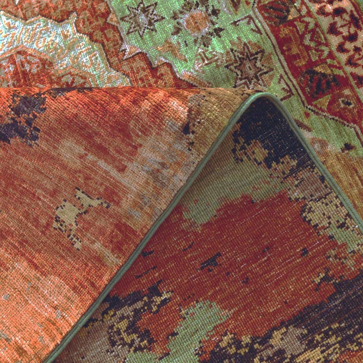 Detail image of 5' 9 x 7' 11 Hand Knotted Mamluk Ziegler Rug