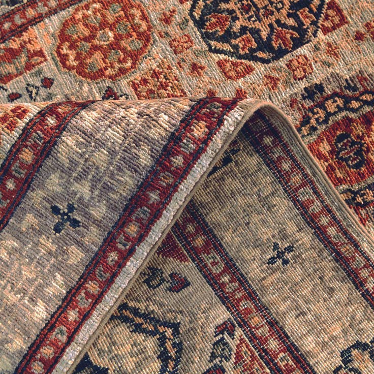 Detail image of 3' 3 x 4' 11 Hand Knotted Mamluk Ziegler Rug