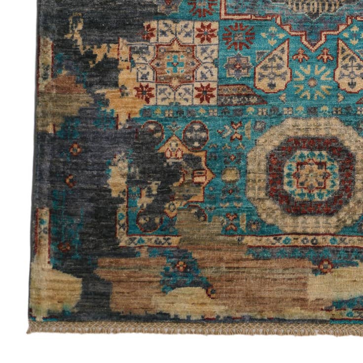 Detail image of 3' 7 x 4' 9 Hand Knotted Mamluk Ziegler Rug