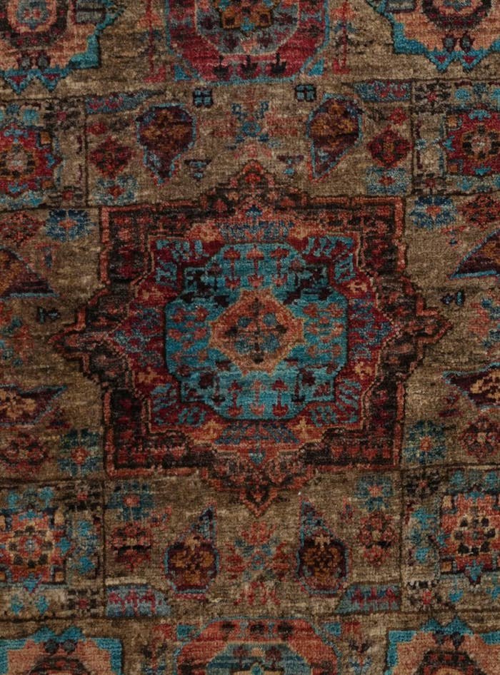 Detail image of 2' x 2' 10 Hand Knotted Mamluk Ziegler Rug