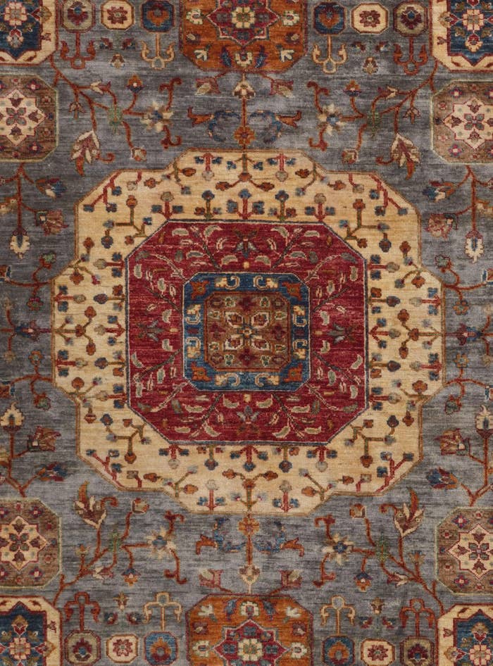 Detail image of 6' 9 x 9' 9 Hand Knotted Mamluk Ziegler Rug