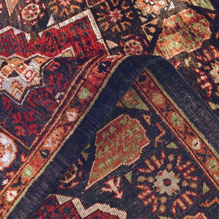 Detail image of 4' 1 x 5' 10 Hand Knotted Mamluk Ziegler Rug