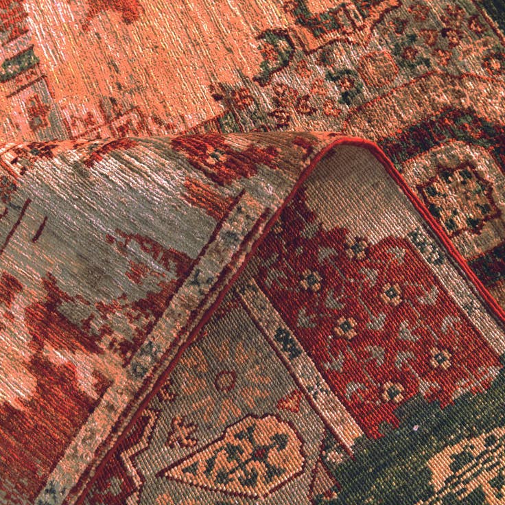 Detail image of 3' 6 x 4' 11 Hand Knotted Mamluk Ziegler Rug