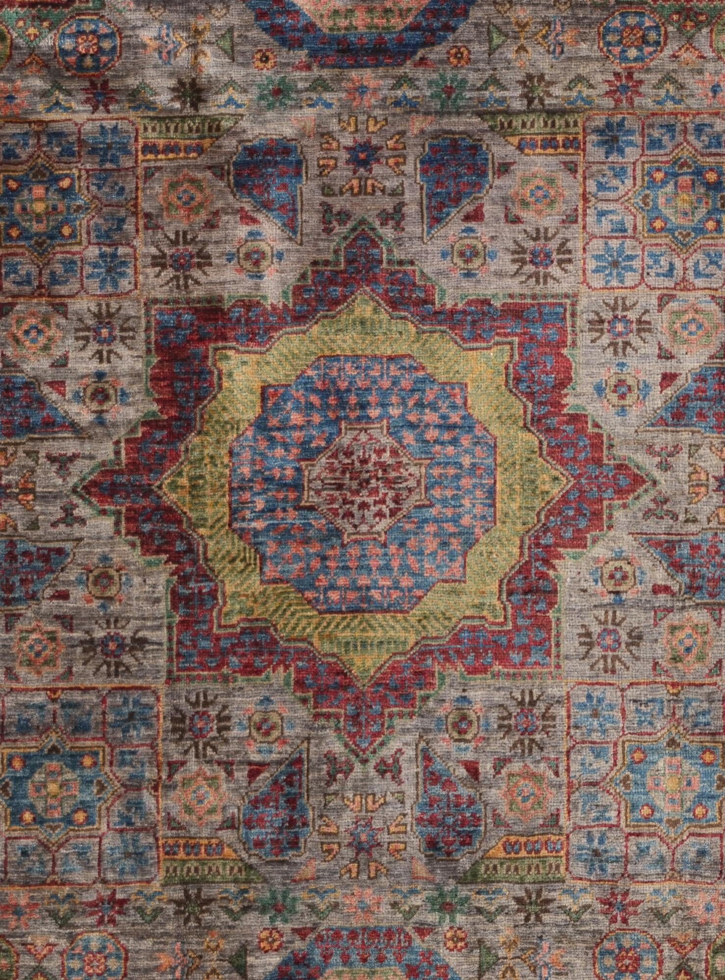 4' 3 x 5' 9 Hand Knotted Mamluk Ziegler Rug