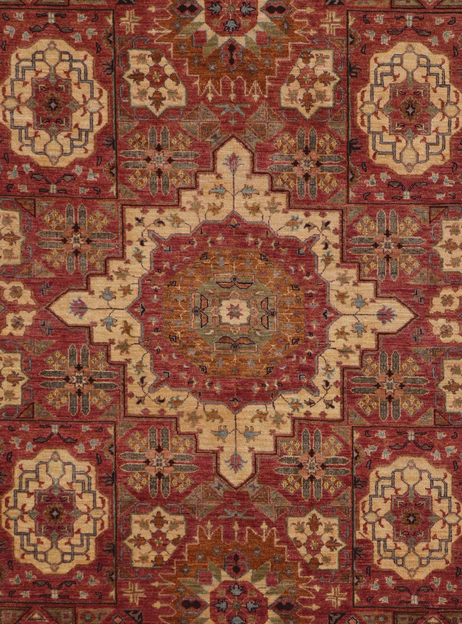 6' 11 x 10' Hand Knotted Mamluk Ziegler Rug