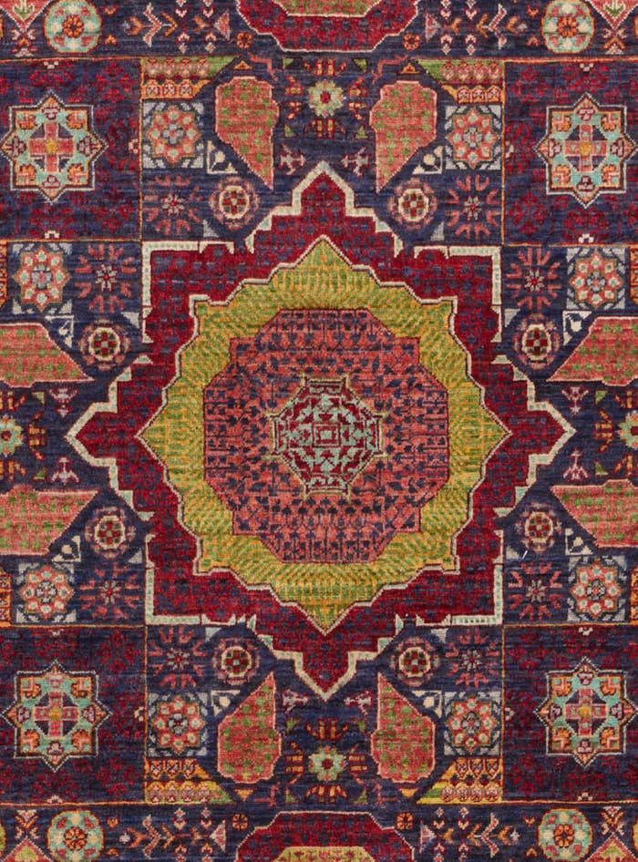 Detail image of 5' x 6' 10 Hand Knotted Mamluk Ziegler Rug
