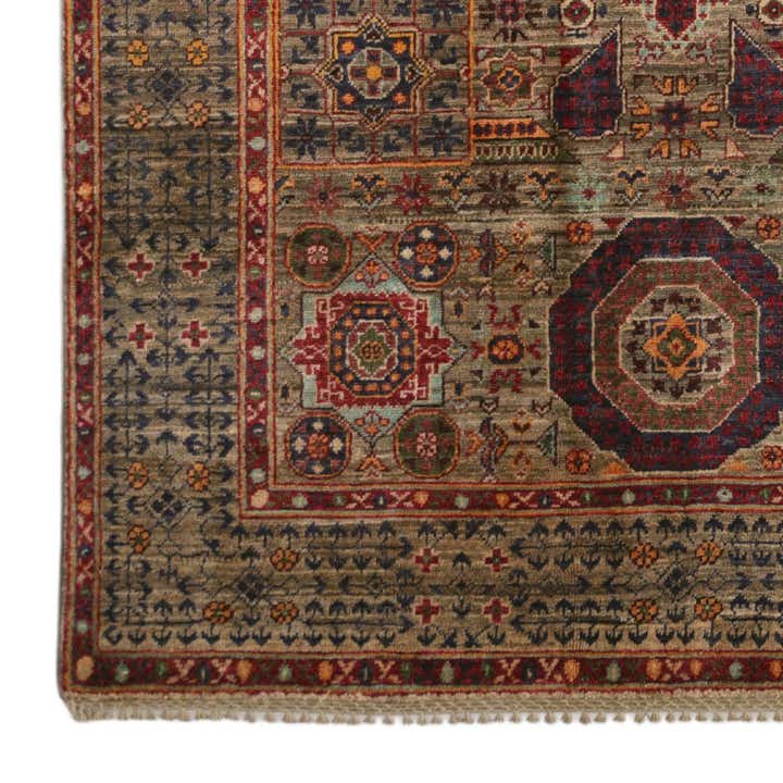 4' x 5' 10 Hand Knotted Mamluk Ziegler Rug